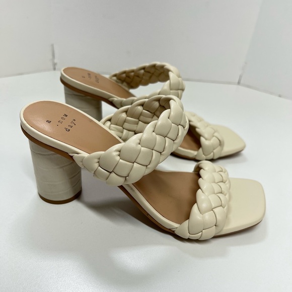 A New Day Women's Basil Mule Heels in Cream NEW Size 6 Braided Heeled Sandals - Picture 2 of 9